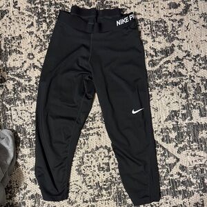Nike Women’s Black Pro Leggings